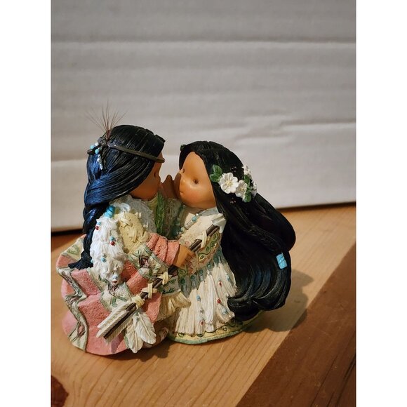 Enesco Friends Of The Feather "Be One Heart One Spirit" Collectible Figurine - Picture 2 of 7